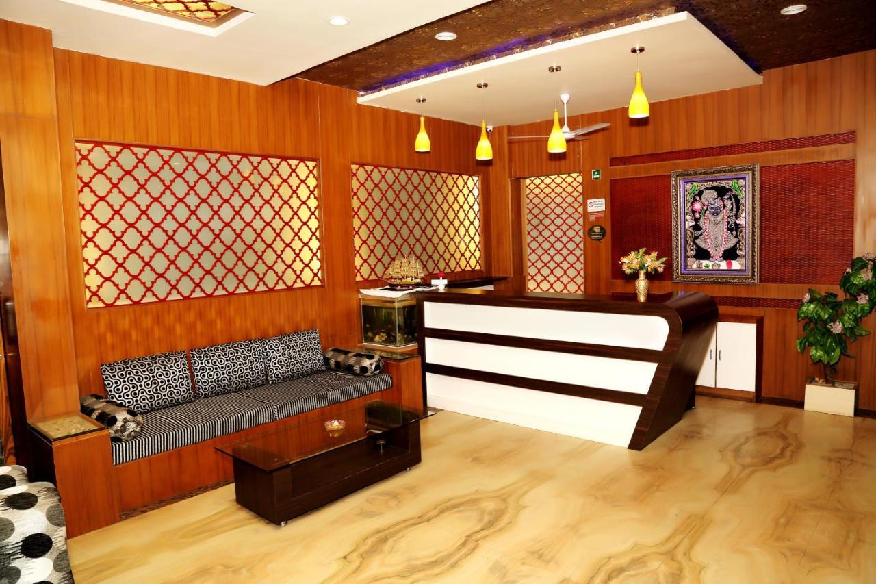 Narayans Leela Inn Udaipur Eksteriør billede