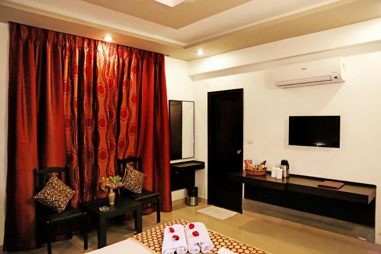 Narayans Leela Inn Udaipur Eksteriør billede