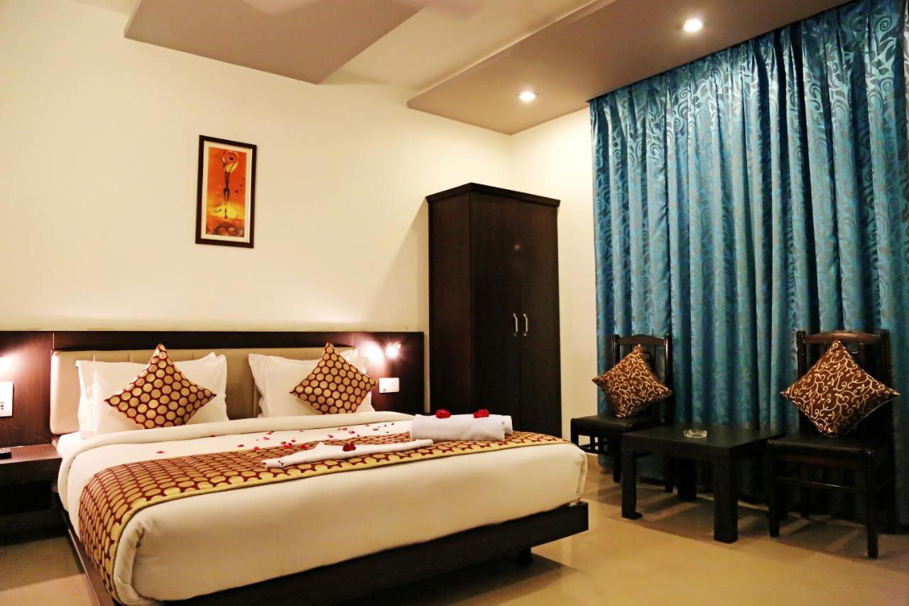 Narayans Leela Inn Udaipur Eksteriør billede